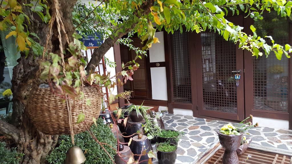 Inyeon Hanok Guesthouse Jeonju Exterior foto
