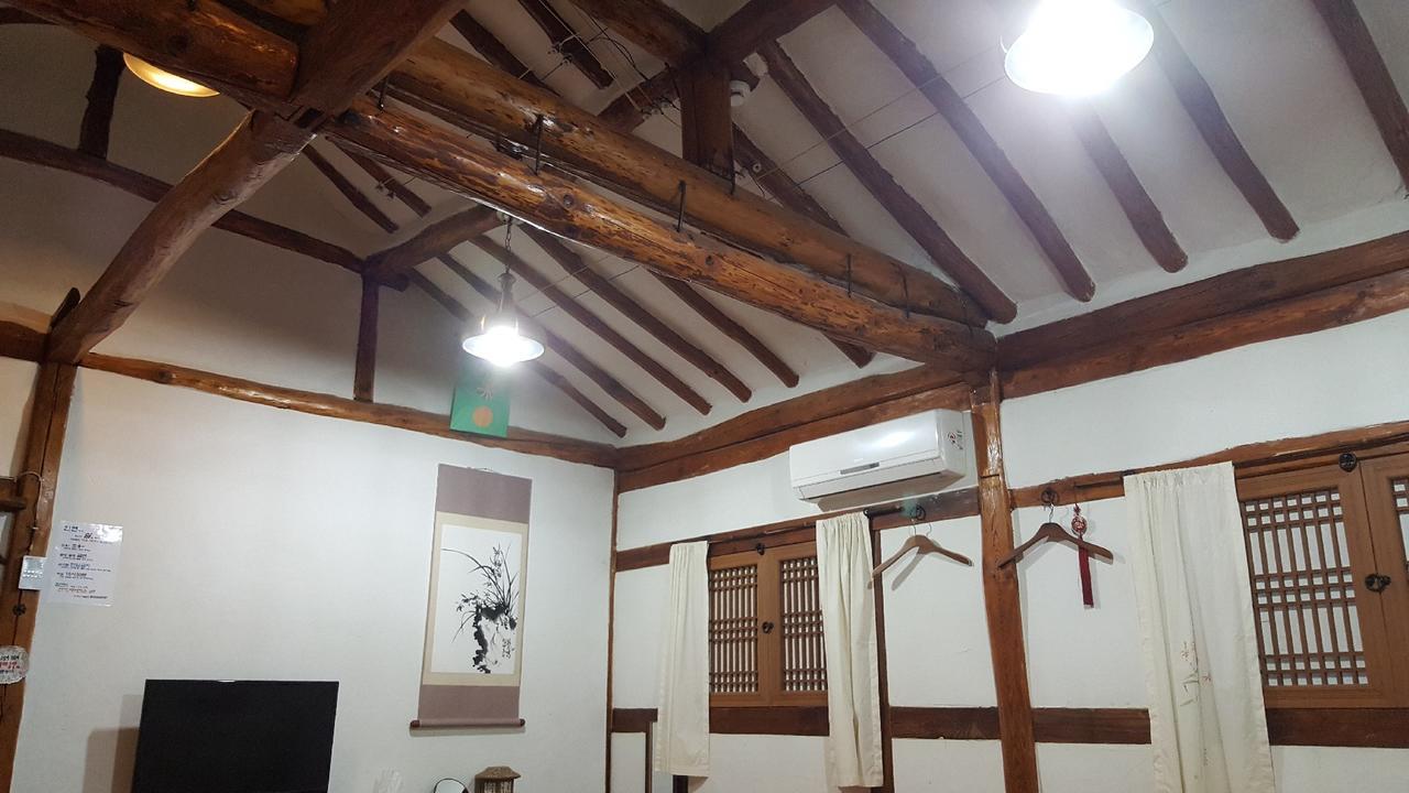 Inyeon Hanok Guesthouse Jeonju Exterior foto