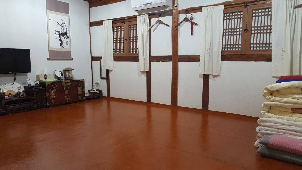 Inyeon Hanok Guesthouse Jeonju Exterior foto