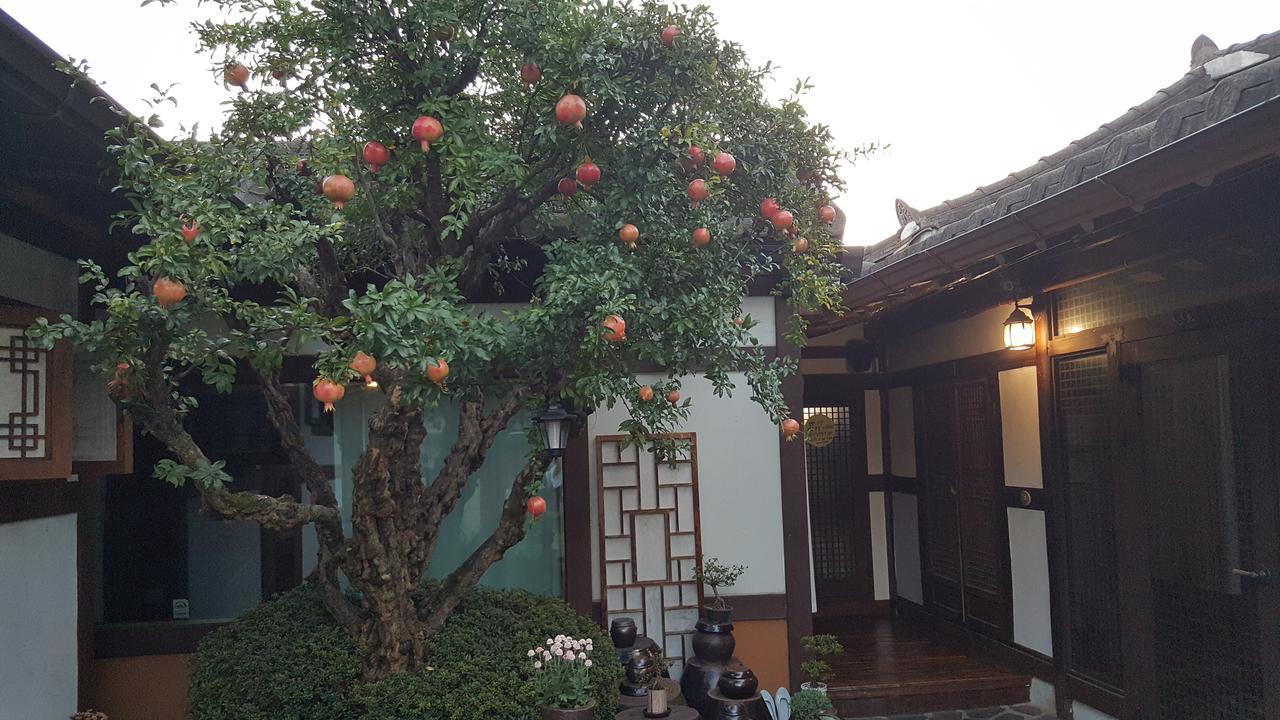 Inyeon Hanok Guesthouse Jeonju Exterior foto
