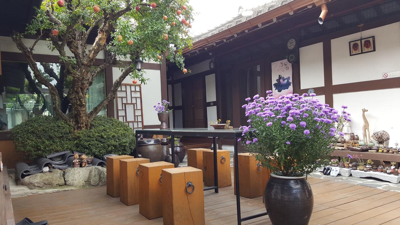 Inyeon Hanok Guesthouse Jeonju Exterior foto
